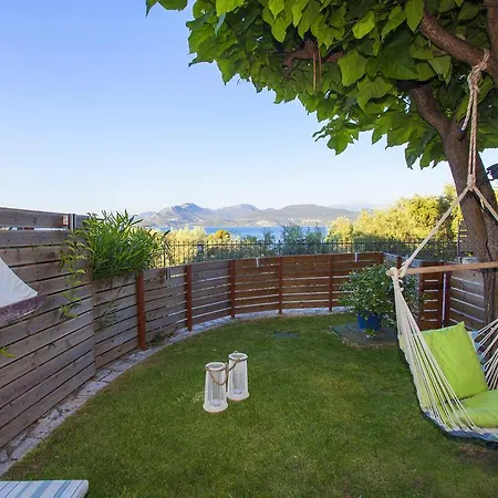 Appartement In Rosebud Nikiana
