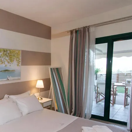 In Rosebud * Nikiana