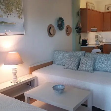 In Rosebud Apartamento Nikiana